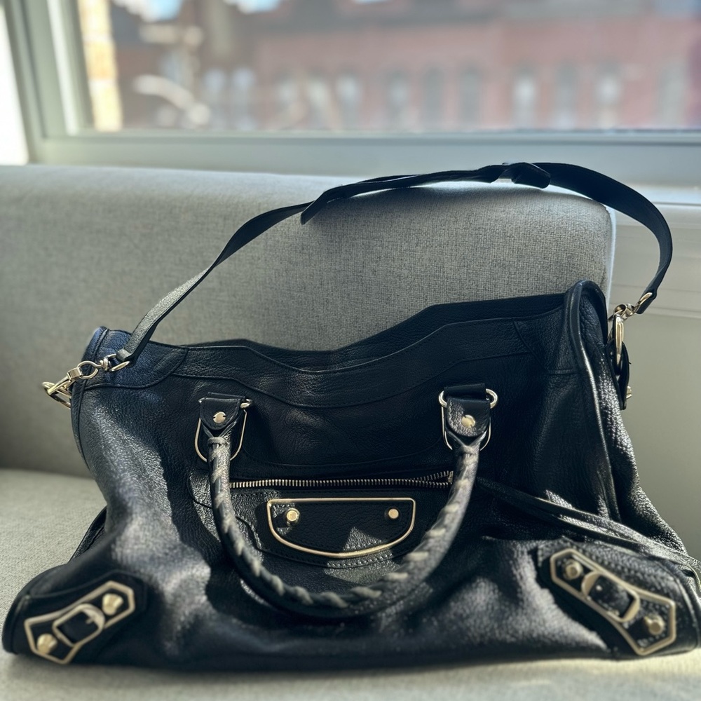 Balenciaga city metallic edge black and gold hardware